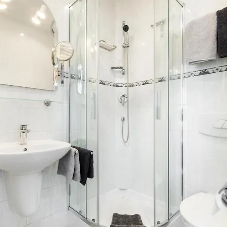 A.v.e. Kliska Prague