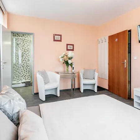 A.v.e. Kliska Guest house Prague