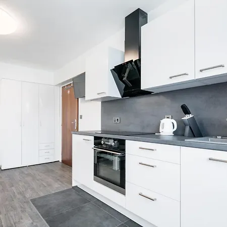 A.v.e. Kliska 3* Prague